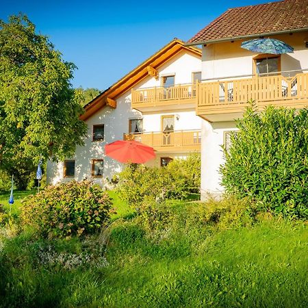 Ferienwohnungen Bauer - Auszeit Mit Ausblick Zenting Bagian luar foto